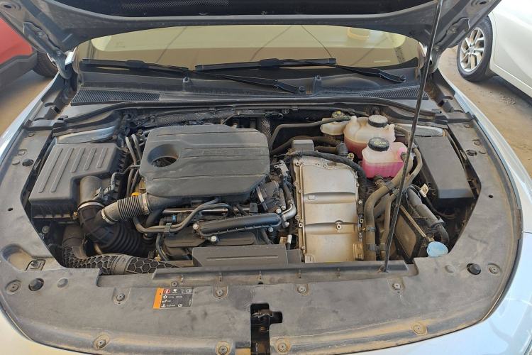 Used Roewe D7 2023 DMH 125km Flagship Edition Engine Bay