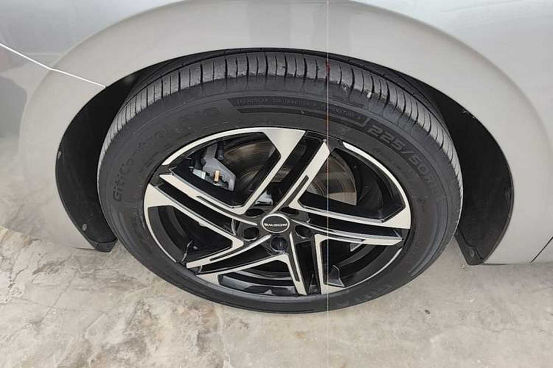 Used Roewe D7 2023 DMH 125km Flagship Edition Exterior 2