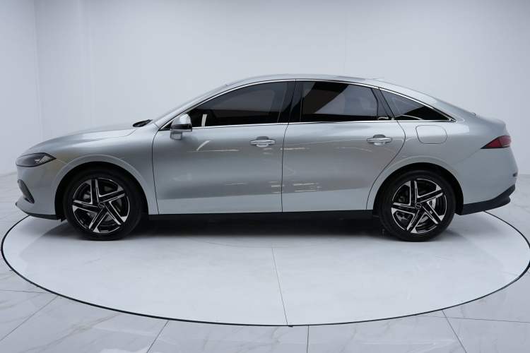 Used Roewe D7 2023 DMH 125km Superior Edition Exterior 3