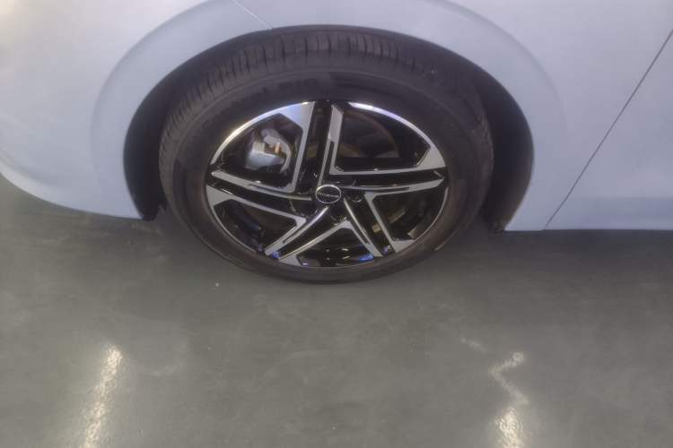 Used Roewe D7 2023 EV 510km Rear-Drive Flagship Edition Exterior 4