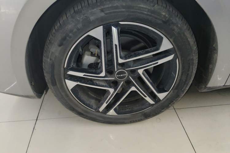 Used Roewe D7 2023 DMH 125km Excellence Edition Exterior 4