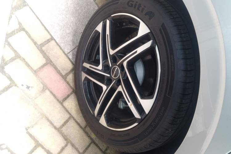 Used Roewe D7 2023 DMH 125km Flagship Edition Exterior 5