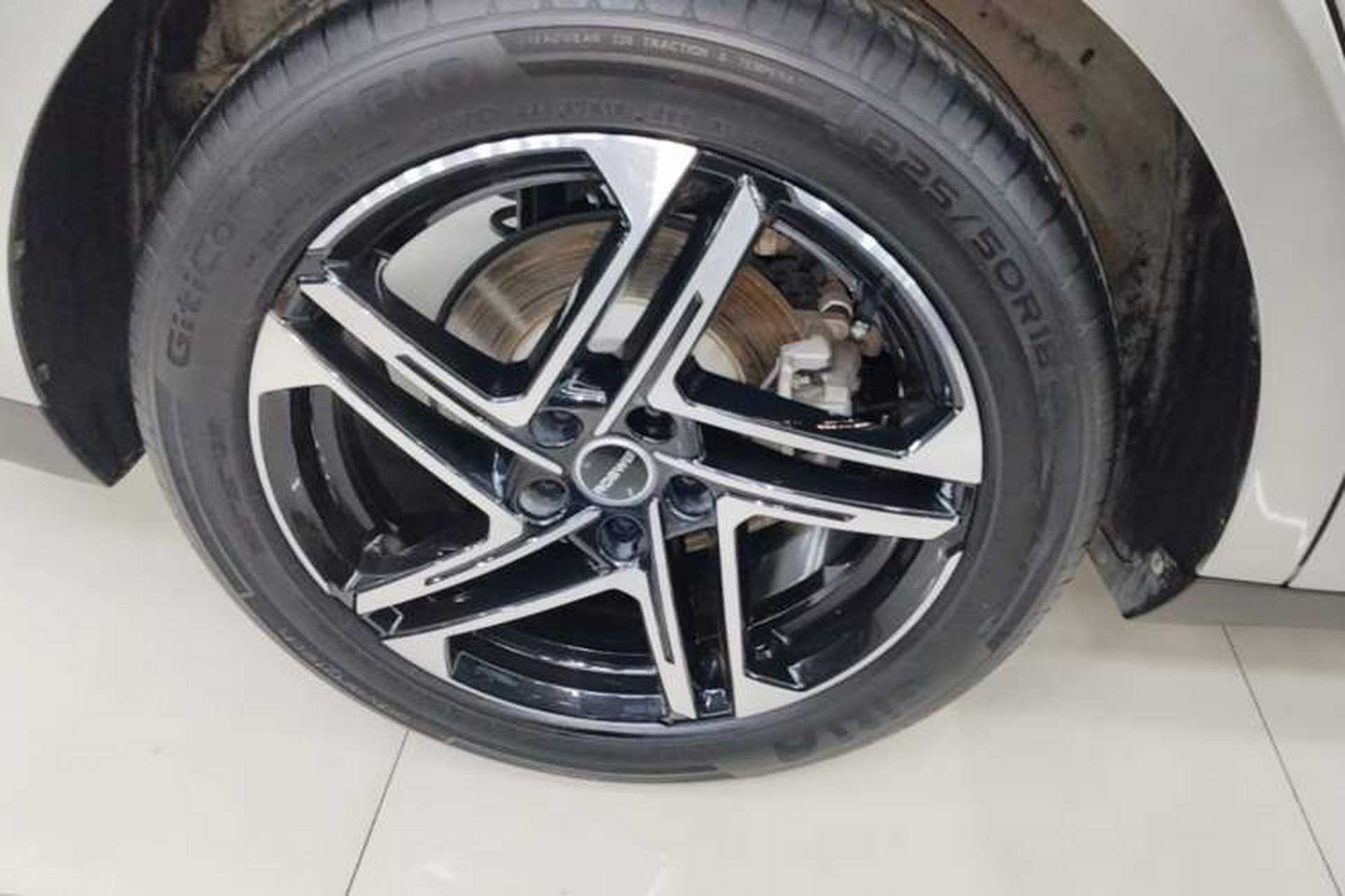 Used Roewe D7 2023 DMH 125km Flagship Edition Exterior 5