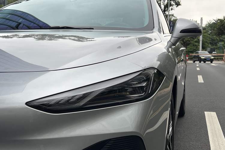 Used Roewe D7 2023 DMH 125km Excellence Edition Exterior 6