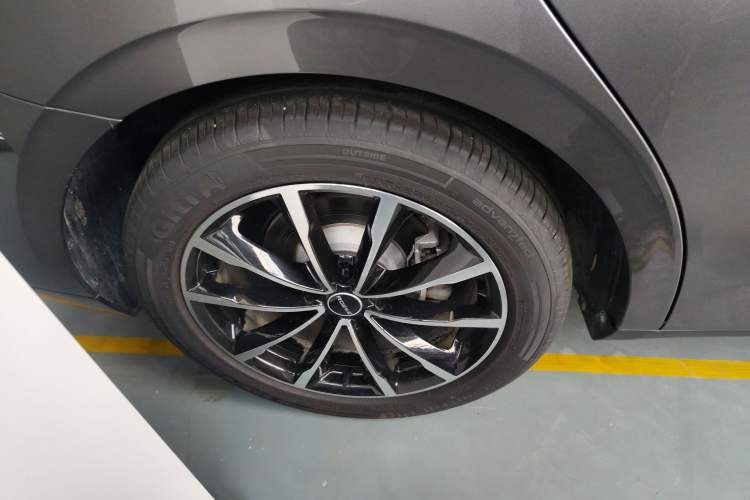 Used Roewe D7 2023 DMH 125km Superior Edition Exterior 8
