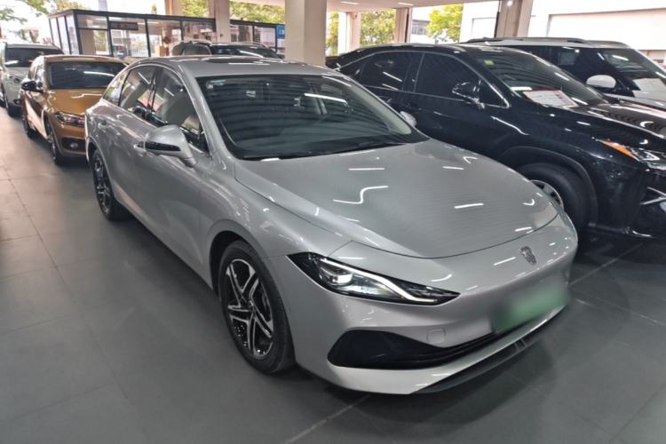 Used Roewe D7 2023 DMH 125km Flagship Edition Front Right 45 Deg