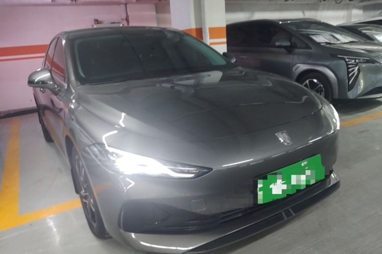 Used Roewe D7 2023 DMH 125km Superior Edition Front Right 45 Deg