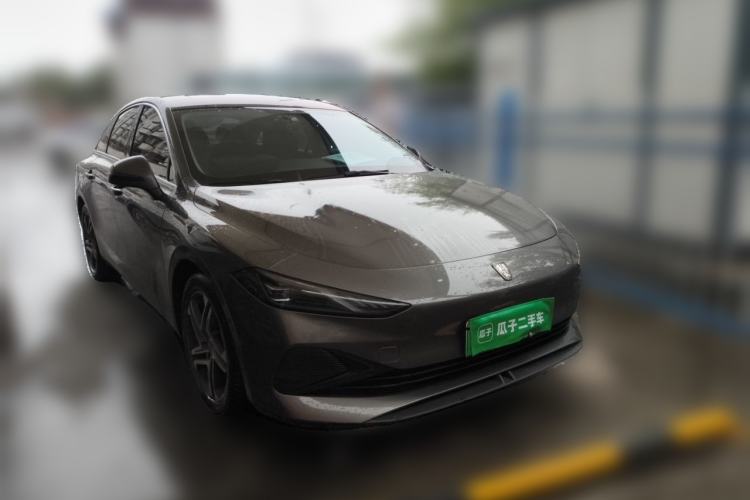 Used Roewe D7 2023 DMH 125km Excellence Edition Front Right 45 Deg
