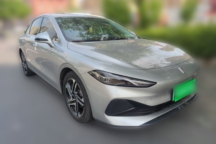 Used Roewe D7 2023 DMH 125km Superior Edition Front Right 45 Deg