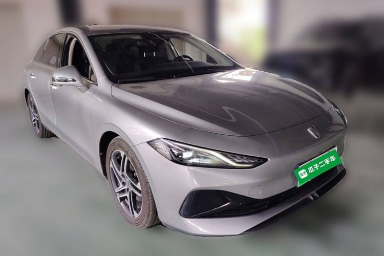 Used Roewe D7 2023 DMH 125km Flagship Edition Front Right 45 Deg