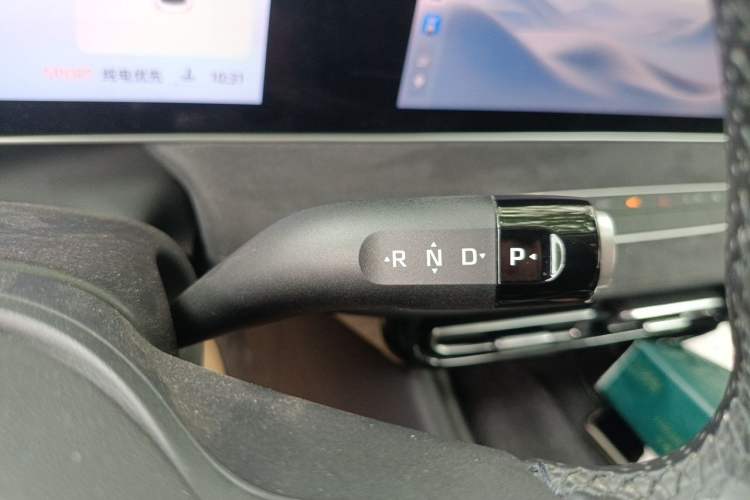 Used Roewe D7 2023 DMH 125km Flagship Edition Gear Lever