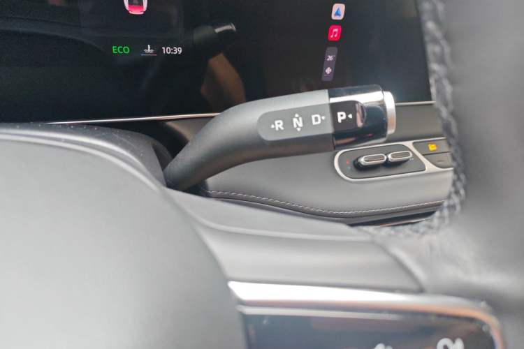 Used Roewe D7 2023 DMH 125km Superior Edition Gear Lever