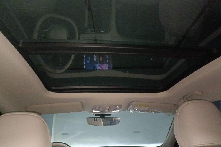 Used Roewe D7 2023 DMH 125km Excellence Edition Headliner