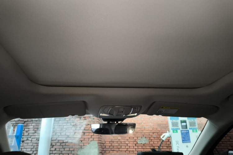 Used Roewe D7 2023 DMH 125km Excellence Edition Headliner