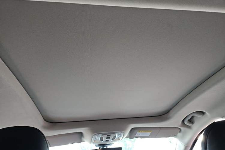 Used Roewe D7 2023 DMH 125km Excellence Edition Headliner
