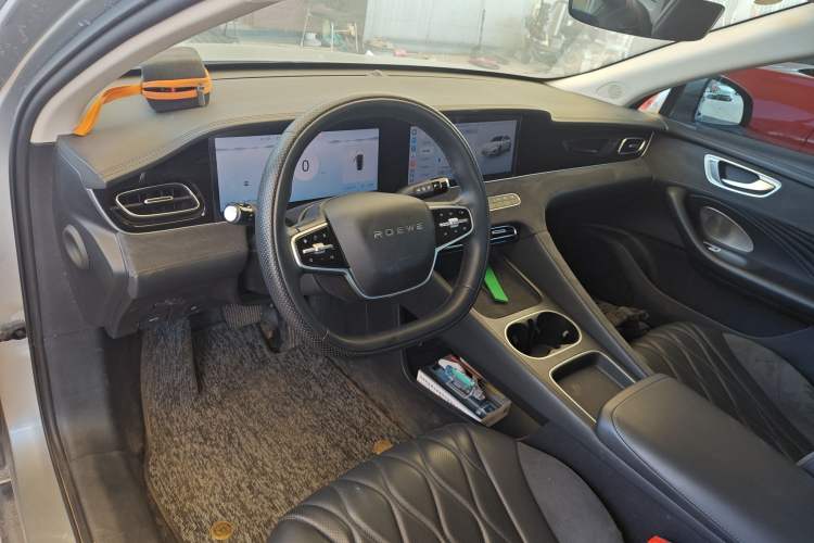Used Roewe D7 2023 DMH 125km Flagship Edition Interior 2
