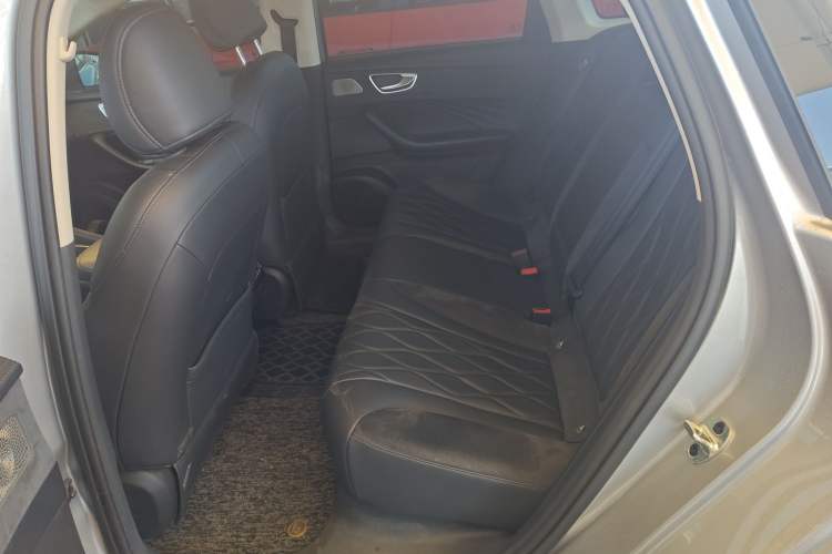 Used Roewe D7 2023 DMH 125km Flagship Edition Interior 4