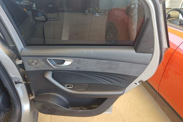 Used Roewe D7 2023 DMH 125km Flagship Edition Interior 6