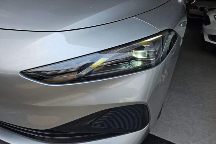 Used Roewe D7 2023 DMH 125km Excellence Edition Left Front Headlight