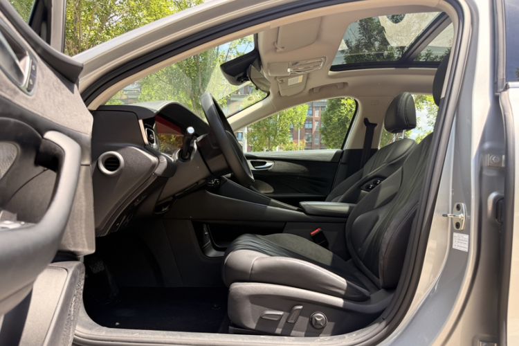 Used Roewe D7 2023 DMH 125km Flagship Edition Left Front Seat