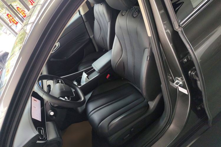 Used Roewe D7 2023 DMH 125km Superior Edition Left Front Seat