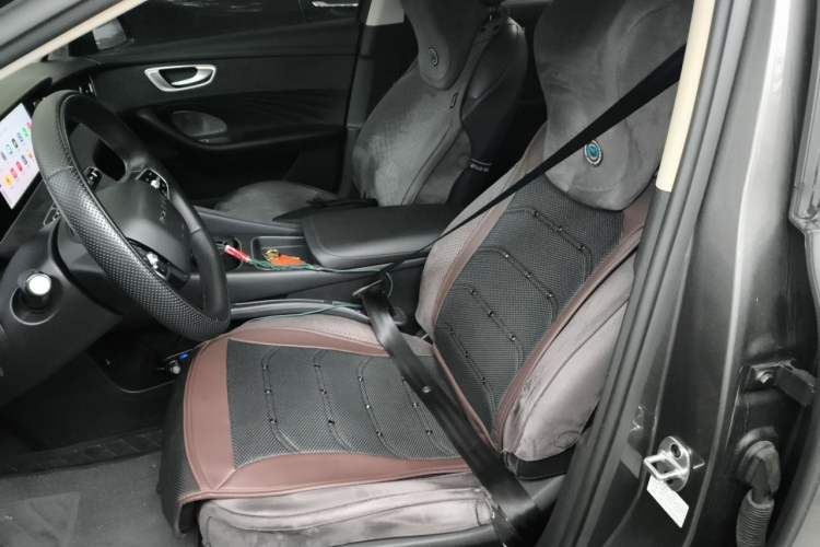 Used Roewe D7 2023 DMH 125km Excellence Edition Left Front Seat