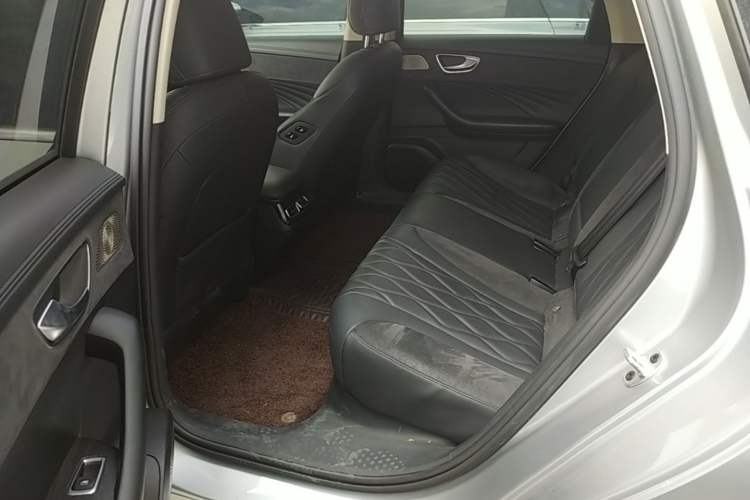 Used Roewe D7 2023 DMH 125km Flagship Edition Left Rear Seat