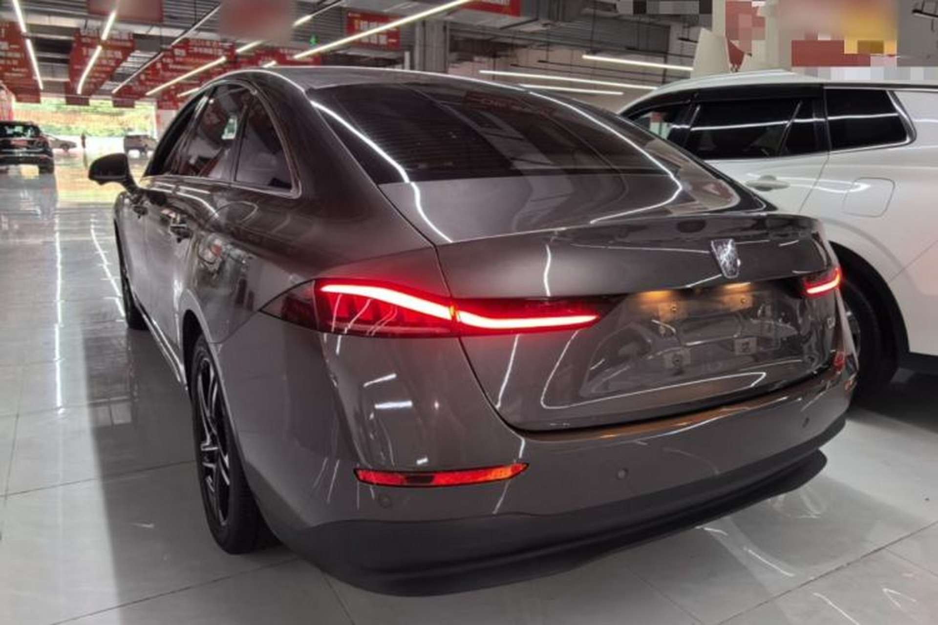 Used Roewe D7 2023 DMH 125km Excellence Edition Rear Left 45 Deg