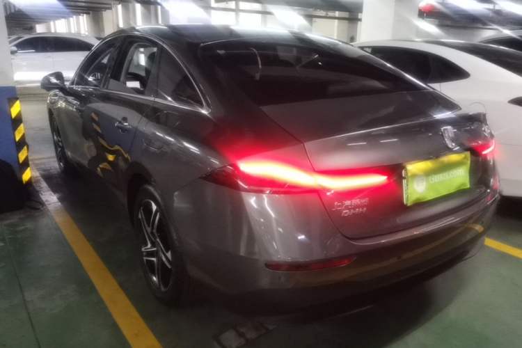 Used Roewe D7 2023 DMH 125km Excellence Edition Rear Left 45 Deg
