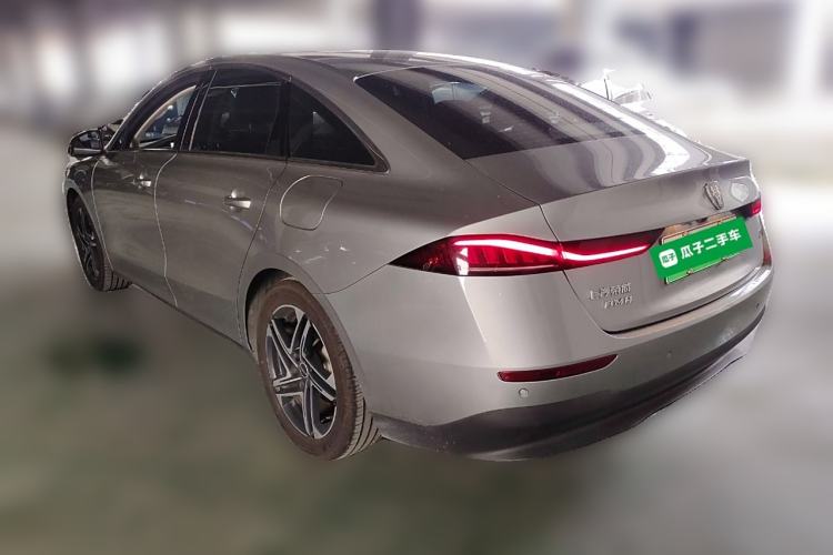 Used Roewe D7 2023 DMH 125km Flagship Edition Rear Left 45 Deg