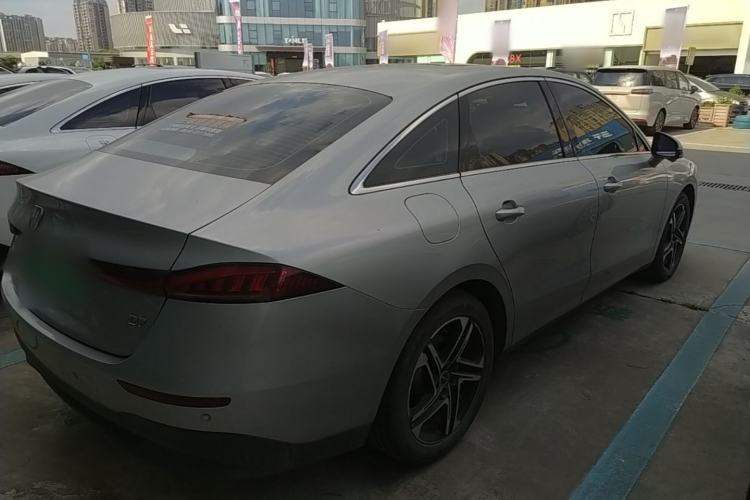 Used Roewe D7 2023 DMH 125km Flagship Edition Rear Right 45 Deg