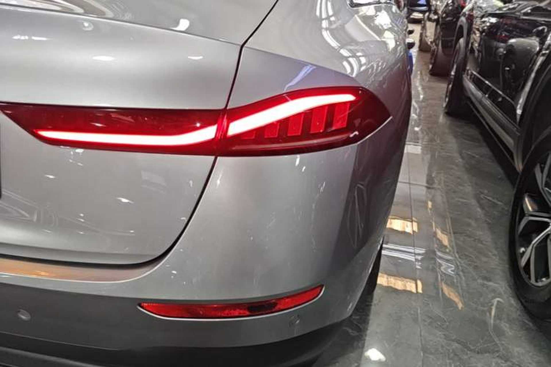 Used Roewe D7 2023 DMH 125km Excellence Edition Right Rear Taillight