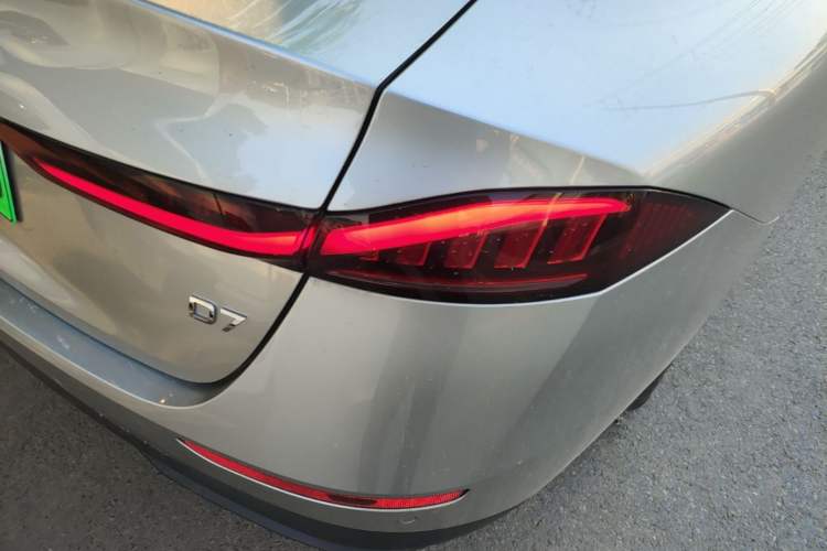Used Roewe D7 2023 DMH 125km Flagship Edition Right Rear Taillight