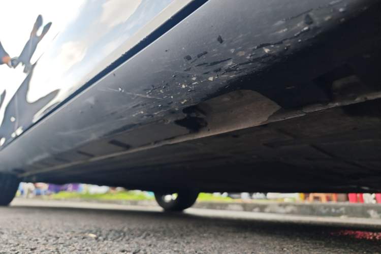 Used Roewe D7 2023 DMH 125km Superior Edition Right Side Sill