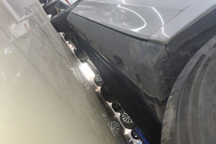 Used Roewe D7 2023 DMH 125km Excellence Edition Right Side Sill