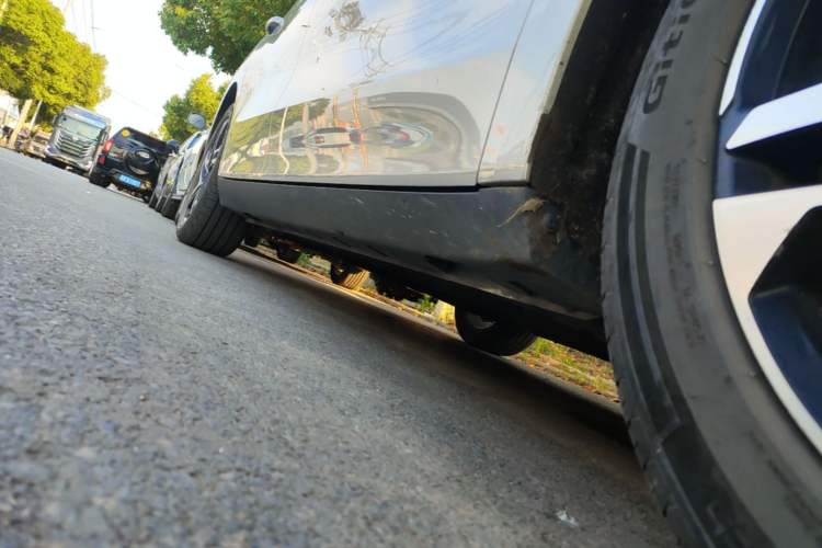 Used Roewe D7 2023 DMH 125km Flagship Edition Right Side Sill