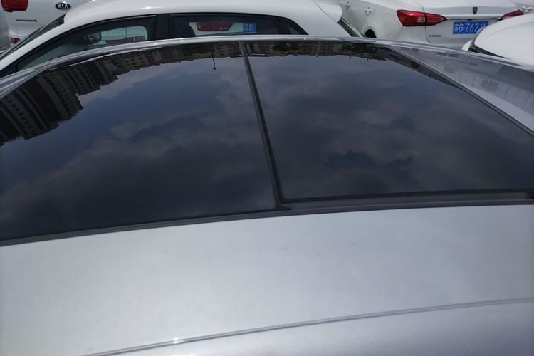 Used Roewe D7 2023 DMH 125km Flagship Edition Roof