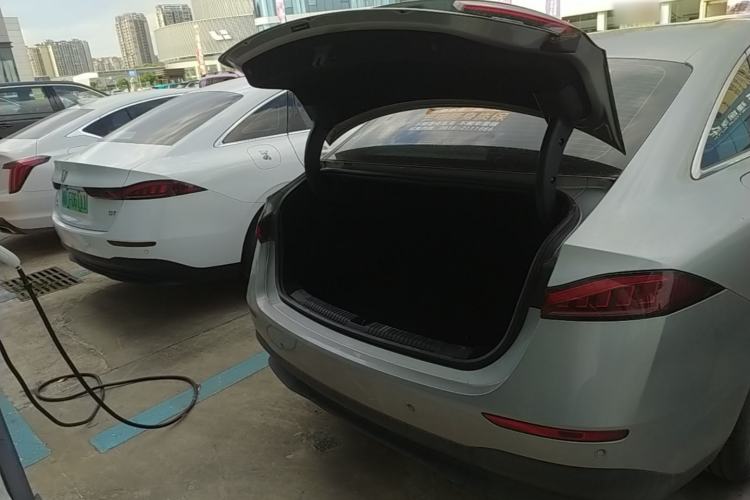 Used Roewe D7 2023 DMH 125km Flagship Edition Trunk