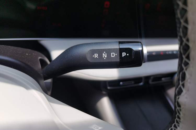 Used Roewe D7 2023 EV 510km Rear-Drive Flagship Edition Gear Lever