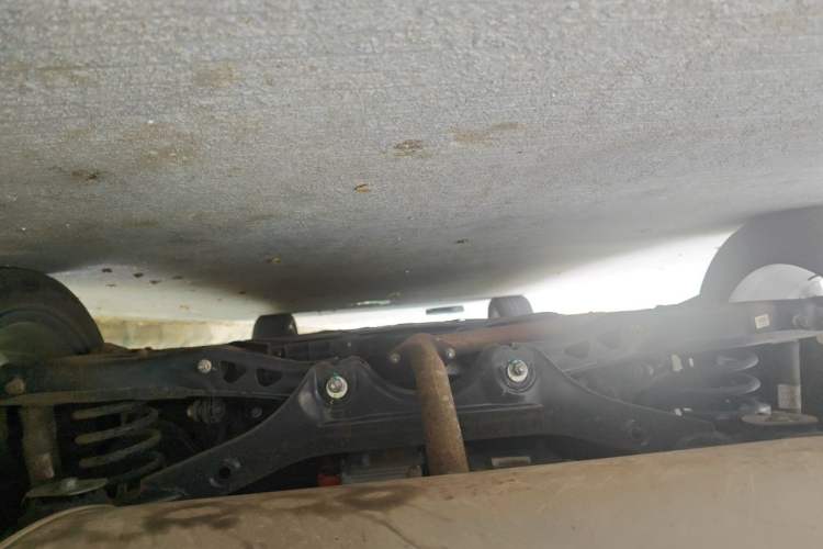 Used Roewe D7 2023 DMH 125km Flagship Edition Chassis Rear
