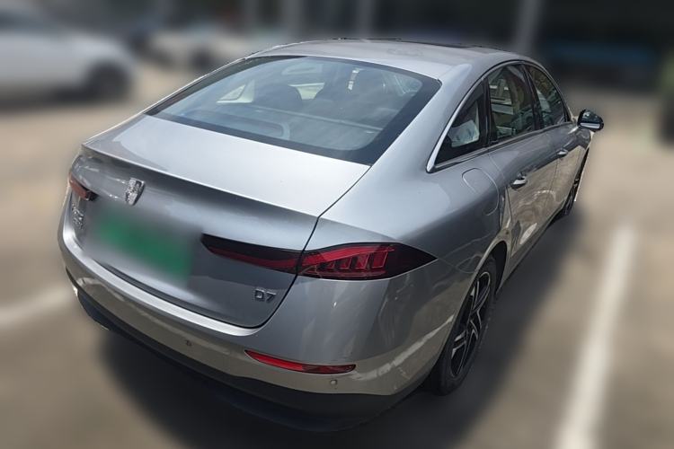 Used Roewe D7 2023 DMH 125km Flagship Edition Rear Right 45 Deg
