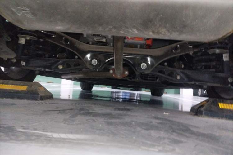 Used Roewe D7 2023 DMH 125km Flagship Edition Chassis Rear