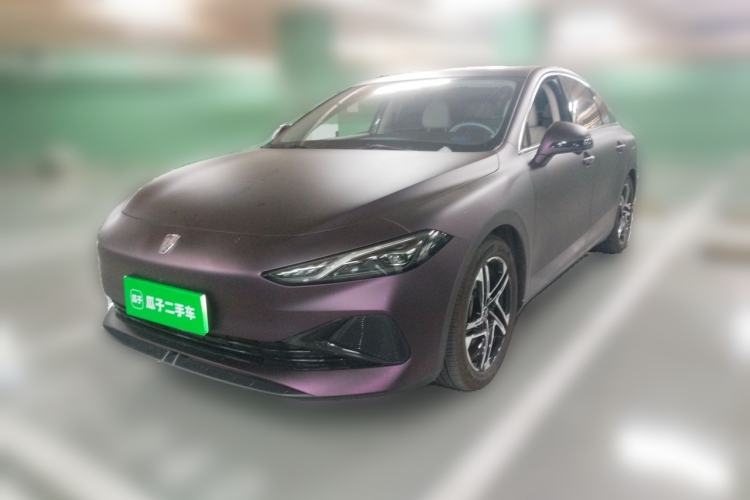 Used Roewe D7 2023 DMH 125km Flagship Edition Front Right 45 Deg