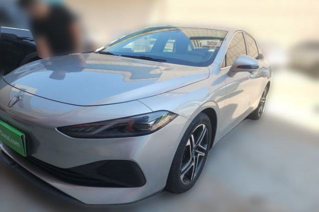 Roewe D7 2023 DMH 125km Flagship Edition usado