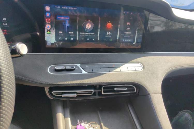 Used Roewe D7 2023 DMH 125km Excellence Edition Audio And AC Panel