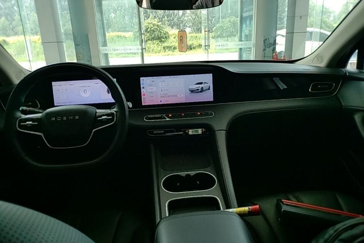 Used Roewe D7 2023 DMH 125km Superior Edition Center Console