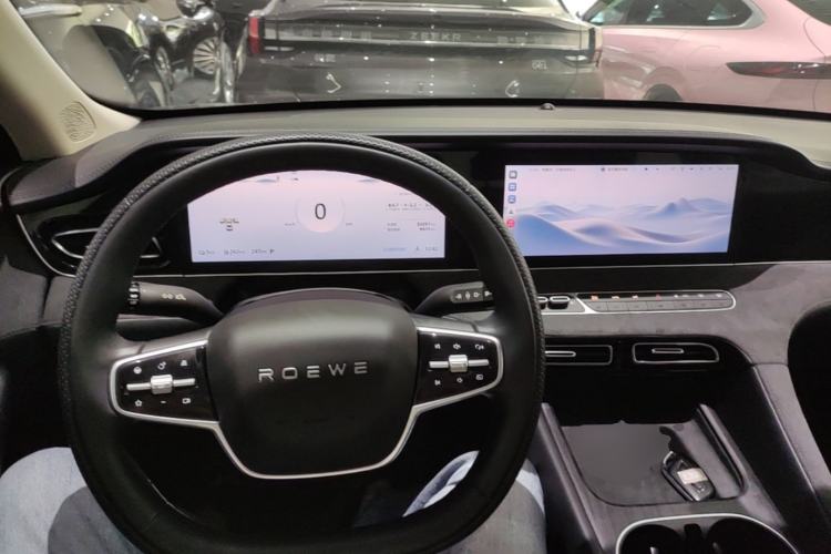 Used Roewe D7 2023 DMH 125km Flagship Edition Center Console