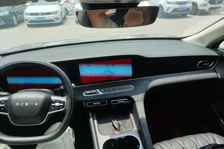 Used Roewe D7 2023 DMH 125km Flagship Edition Center Console