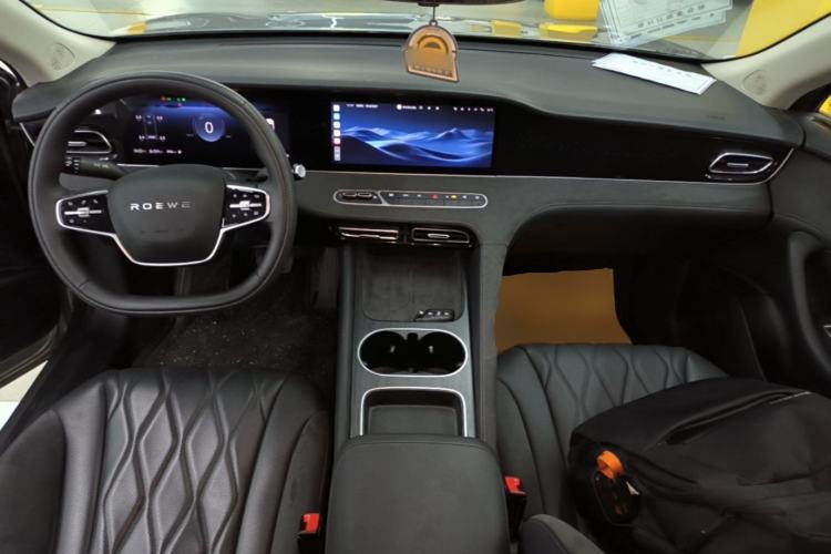 Used Roewe D7 2023 DMH 125km Excellence Edition Center Console