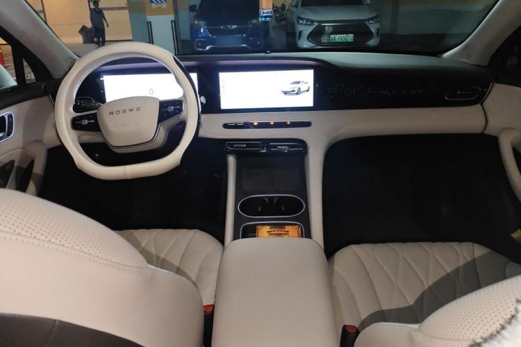 Used Roewe D7 2023 DMH 125km Excellence Edition Center Console